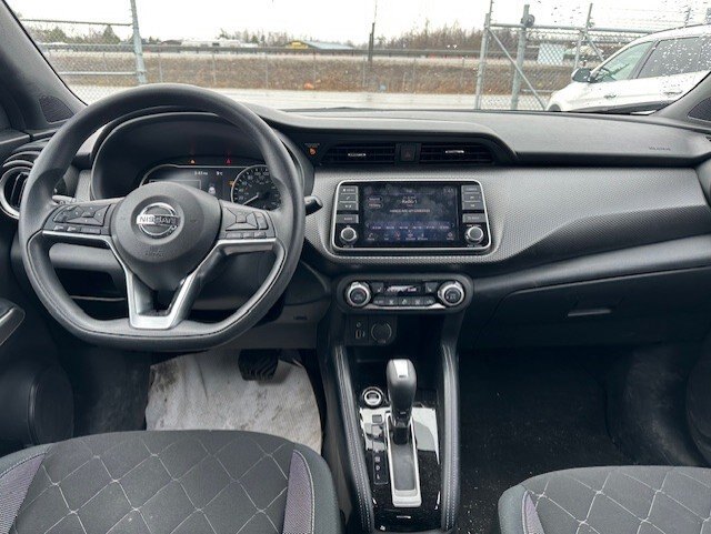 2019 NISSAN KICKS SV / $178.43 BIWEEKLY INCLUDING TAX / HEATED FRONT SEATS / CARFAX CLEAN