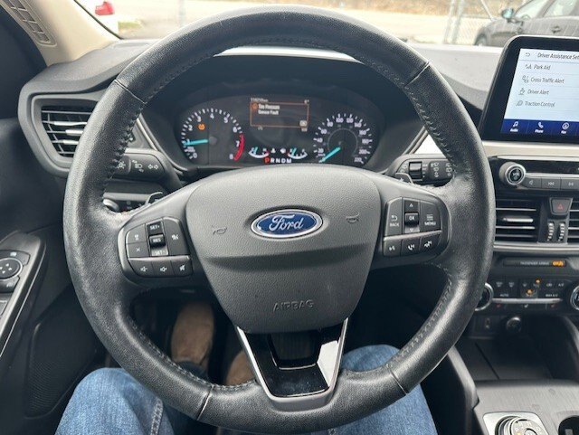 2020 FORD ESCAPE SEL 4WD / $212.74 BIWEEKLY INCLUDING TAX / LEATHER / NAVIGATION