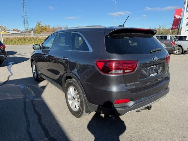 2019 KIA SORENTO EX 7 PASSENGER AWD / $224.73 BIWEEKLY INCLUDING TAX / HEATED STEERING WHEEL / APPLE CARPLAY