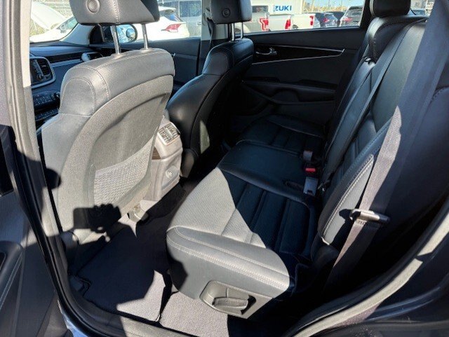 2019 KIA SORENTO EX 7 PASSENGER AWD / $224.73 BIWEEKLY INCLUDING TAX / HEATED STEERING WHEEL / APPLE CARPLAY