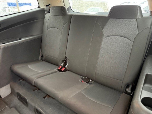 2017 CHEVROLET TRAVERSE LT / $217.59 BIWEEKLY INCLUDING TAX / 7 PASSENGER / REMOTE START