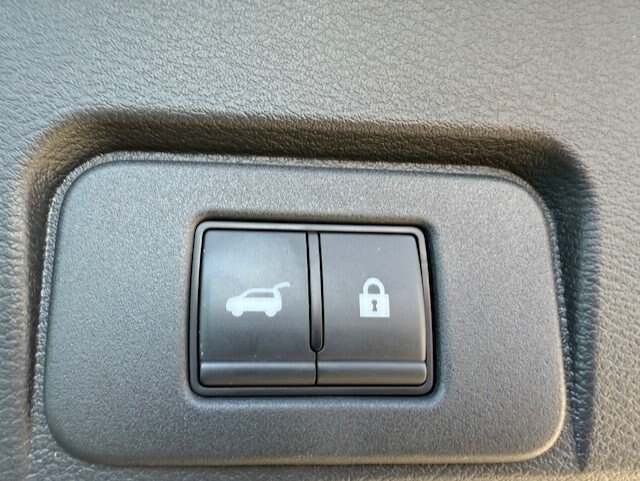 2023 NISSAN ROGUE SV MIDNIGHT EDITION / $264.21 BIWEEKLY INCLUDING TAX / LEATHER INTERIOR, ADAPTIVE CRUISE, REMOTE START