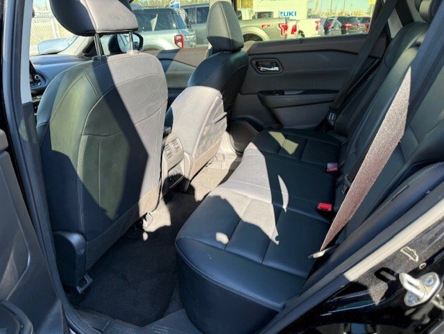 2023 NISSAN ROGUE SV MIDNIGHT EDITION / $264.21 BIWEEKLY INCLUDING TAX / LEATHER INTERIOR, ADAPTIVE CRUISE, REMOTE START