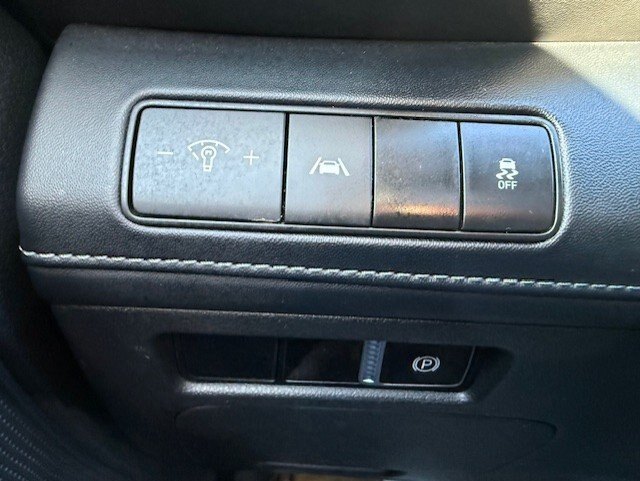 2021 HYUNDAI SANTA FE PREFERRED / $193.53 BIWEEKLY INCLUDING TAX / PANORAMIC SUNROOF / REMOTE START