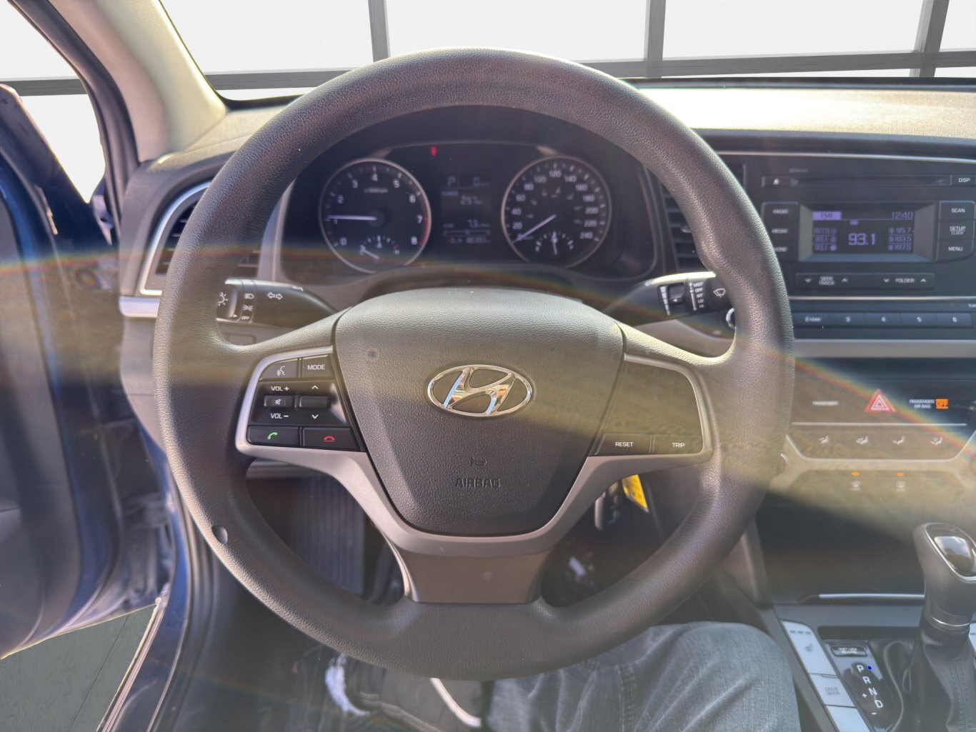 2018 HYUNDAI ELANTRA SE / $103.98 BIWEEKLY INCLUDING TAX / HEATED FRONT SEATS