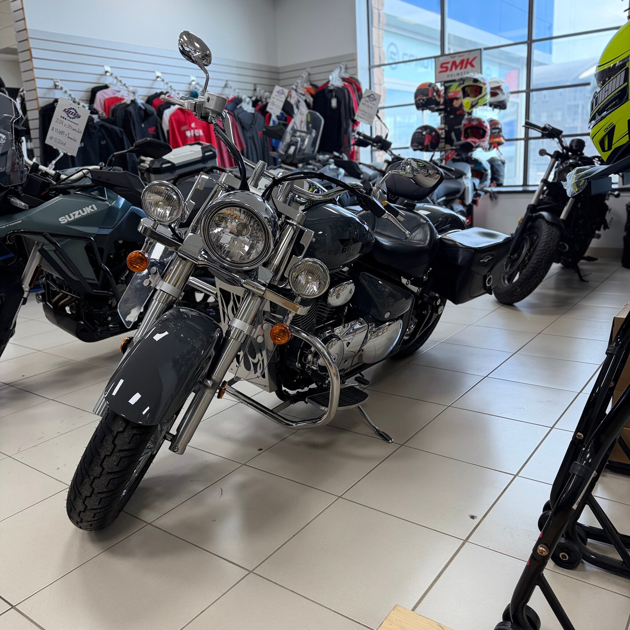2022 Suzuki Boulevard C50 Solid Iron Gray
