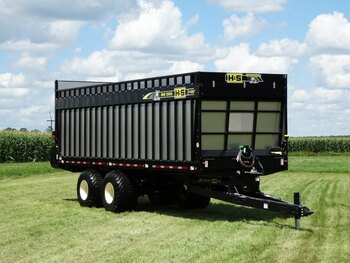 H&S 8200 Series Wide Body Rear Unload Forage Boxes