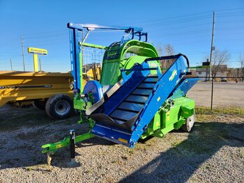 BearClaw Ag Silage Trailers