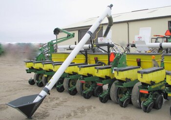 Market Planter Cross Augers for seed