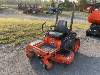 Kubota BLMX3164 snow blower