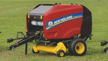 New Holland Roll Belt™ Round Balers 560