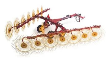 New Holland ProCart™ and ProCart™ PLUS Deluxe Carted Wheel Rakes ProCart™ 819 8 Wheel