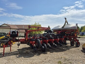 NEW Potato planter/hiller/digger