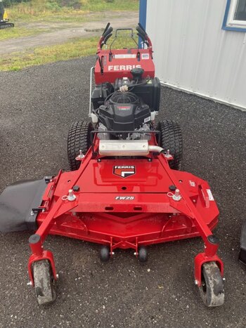 Old Stock Ferris ISX2200 Clearance