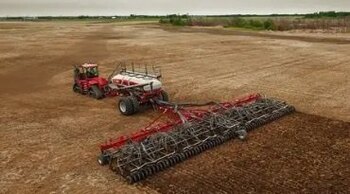 Case IH Chisel Plow Flex Till 600 (5 Section)