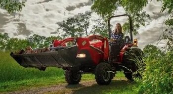 Case IH AF Series Combines AF10