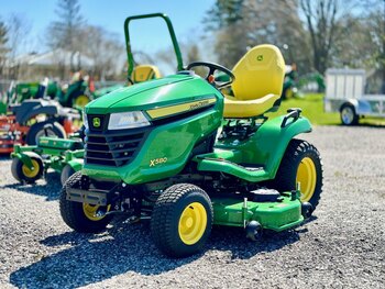 John Deere X580 Lawn Tractor with 54 in. Deck