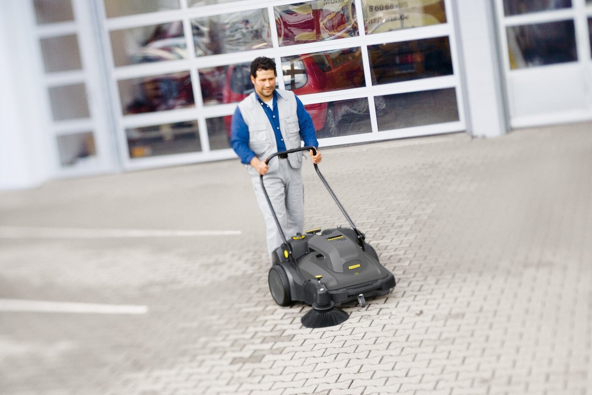 Karcher SWEEPER KM 70/30