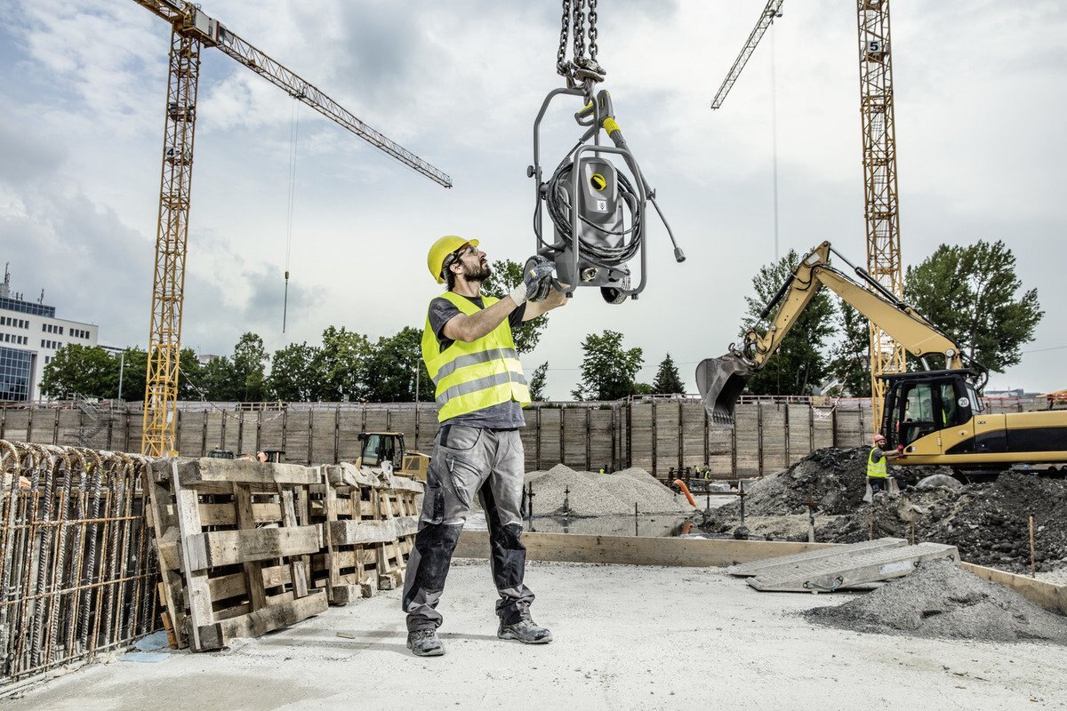 Karcher HD Mid Class Cage Pressure Washer