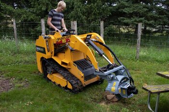 2022 Baumalight TRL620D