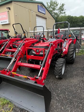 Mahindra 2126 HST Cab With Loader