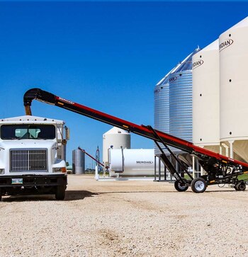 Meridian 45 Ft Truck Load Conveyor
