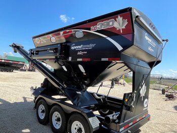 J&M LC390 GOOSENECK HITCH Seed Tender