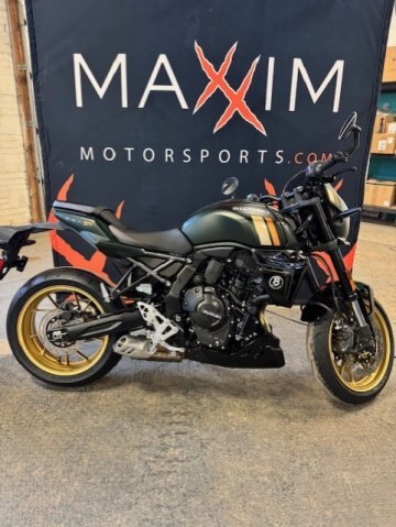 2026 Suzuki GSX-8TT Pearl Mat Shadow Green (QU5) | ATVs, UTVs