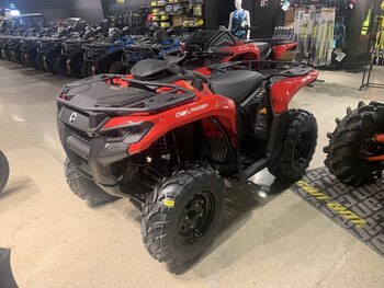 2023 Can Am OUTLANDER DPS 700 Legion Red