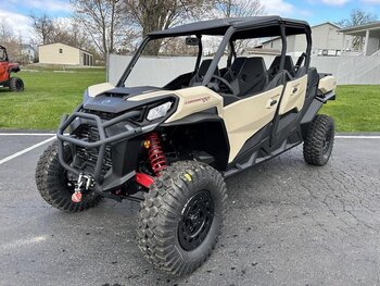 2024 Can Am COMMANDER MAX XT P 1000R DESERT TAN / CARBON BLACK