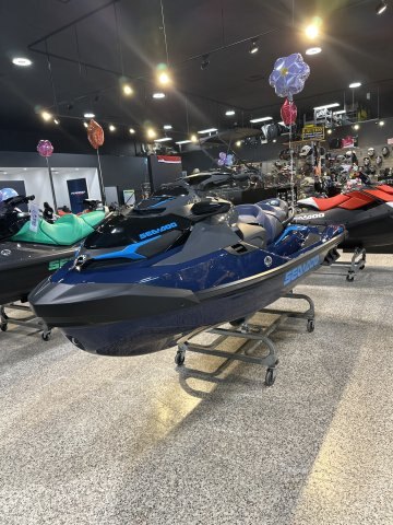 BF60-170 ブルーフィッシュ 2020 クリスマス限定カラー 青G691 41136192t.jpg