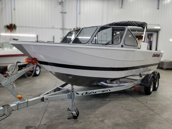 2026 Kingfisher 2025 Escape