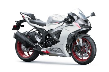 2025 Kawasaki NINJA ZX 6R ABS Pearl Robotic White / Metallic Graphite Gray