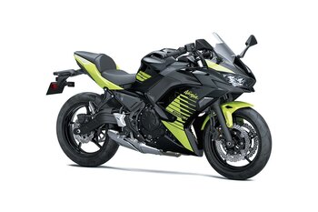 2026 Kawasaki NINJA 650 Metallic Yellowish Green / Metallic Spark Black