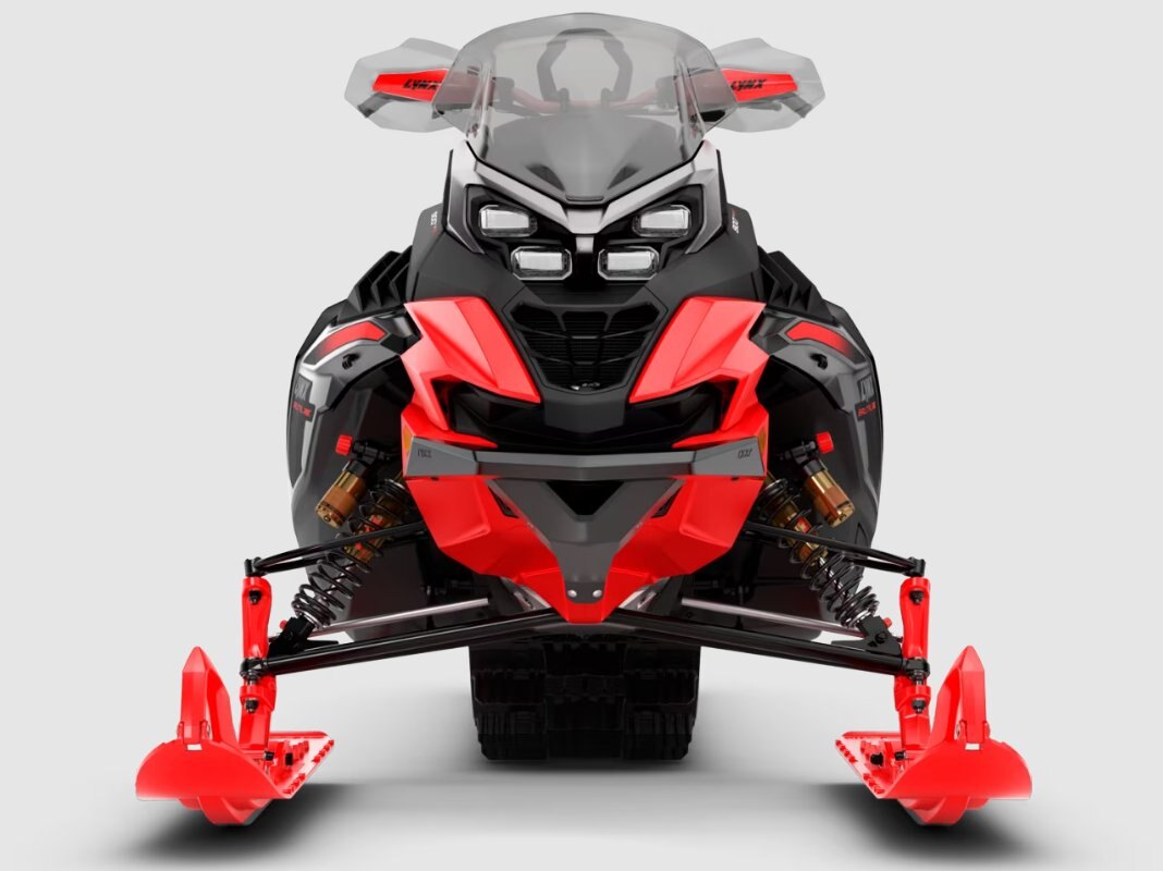 Lynx赤 2026 Lynx BRUTAL RE (500 mm) Rotax® 900 ACE Turbo R Viper Red
