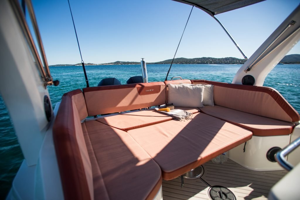 Zodiac Medline 9 engine options up to 700 HP