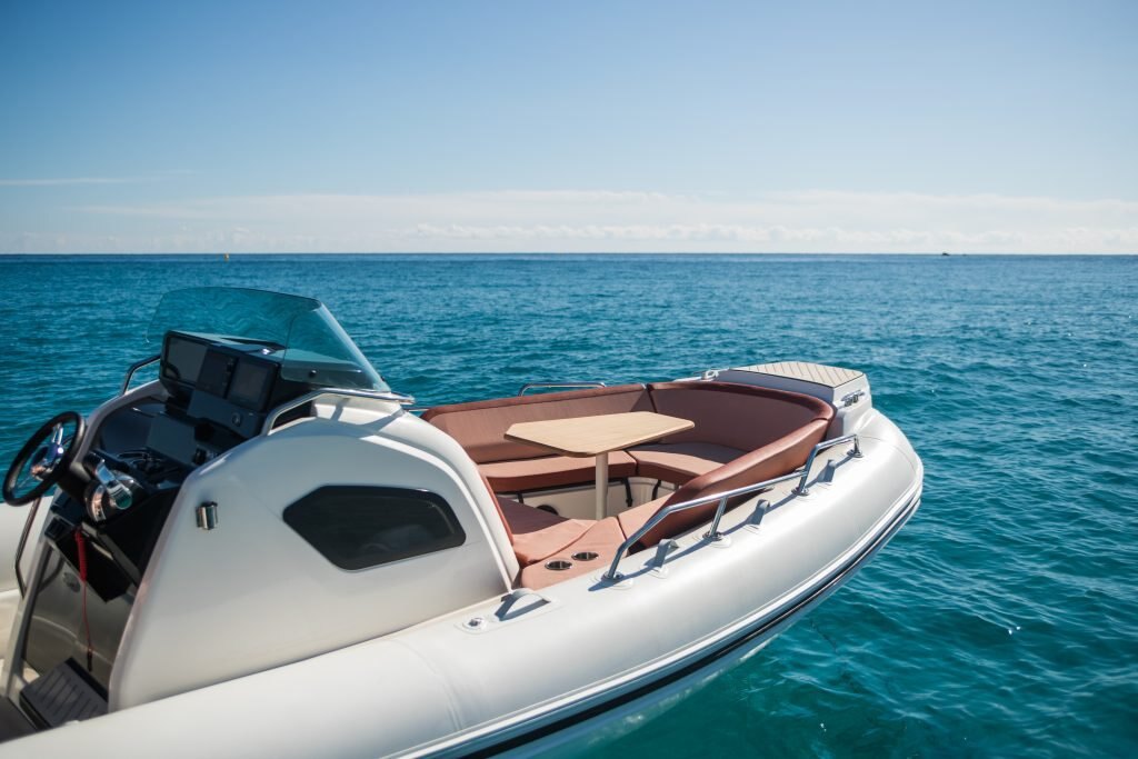 Zodiac Medline 9 engine options up to 700 HP