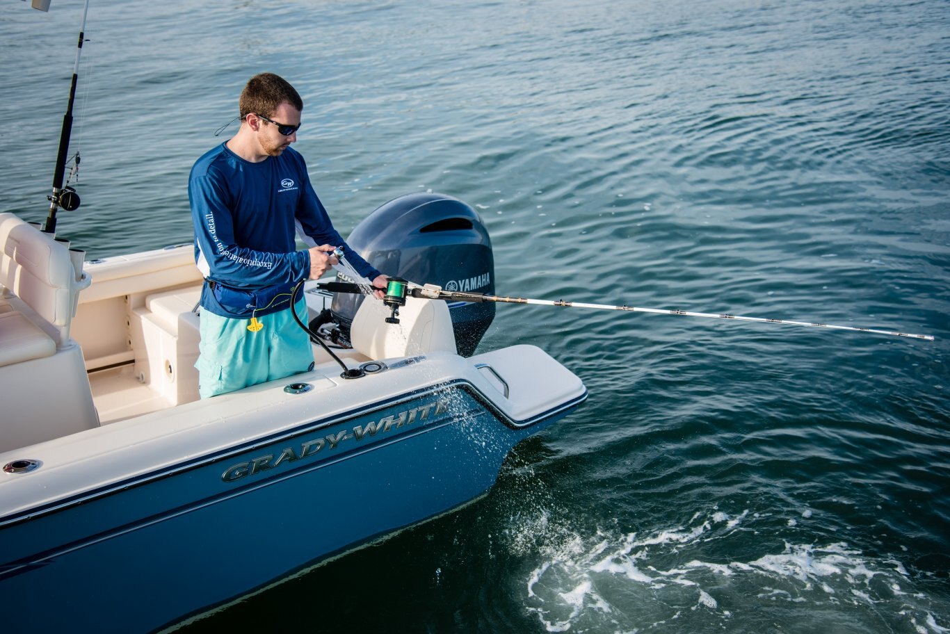 Grady White Fisherman 216