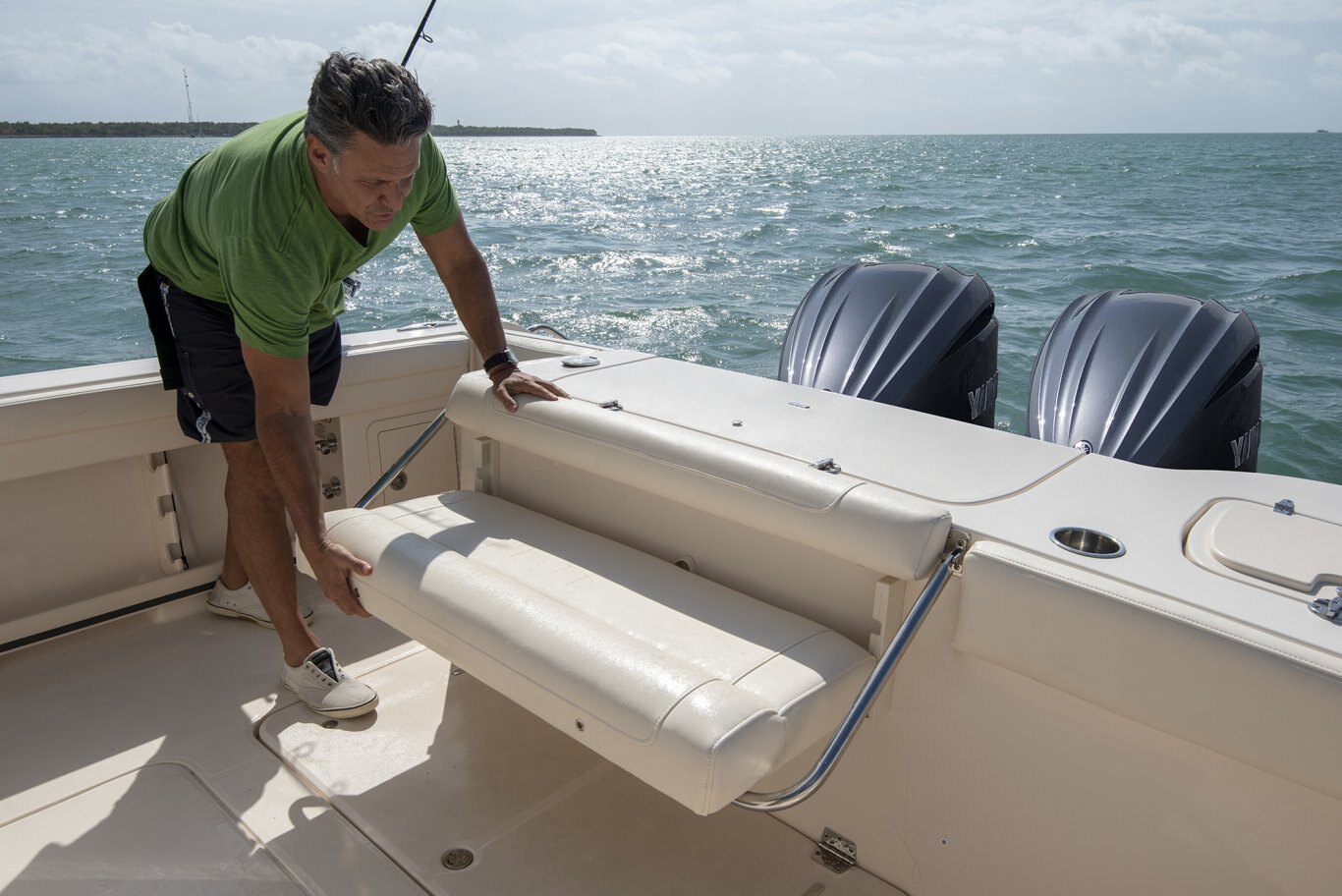 Grady White Canyon 326