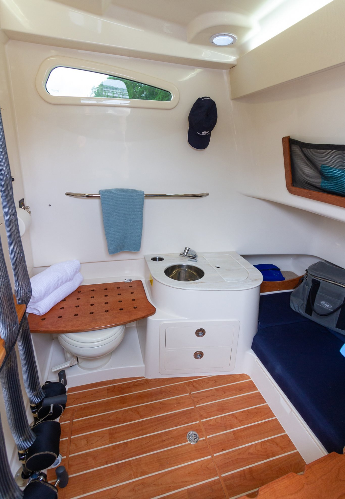 Grady White Canyon 336