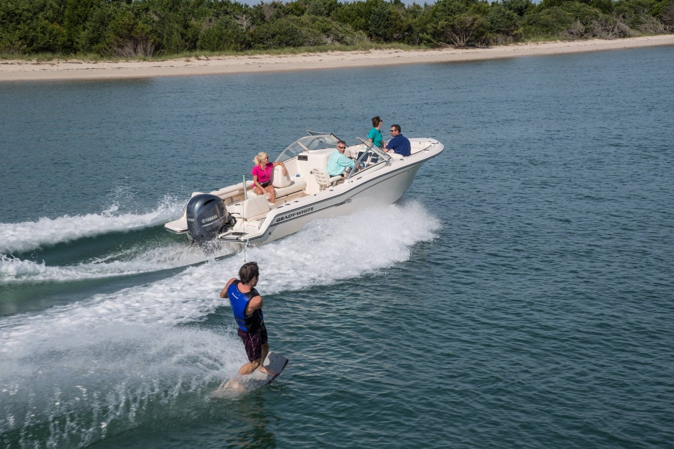 Grady White Freedom 215