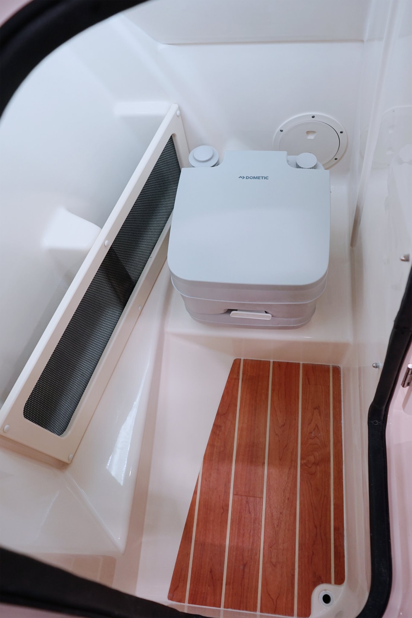 Grady White Freedom 215