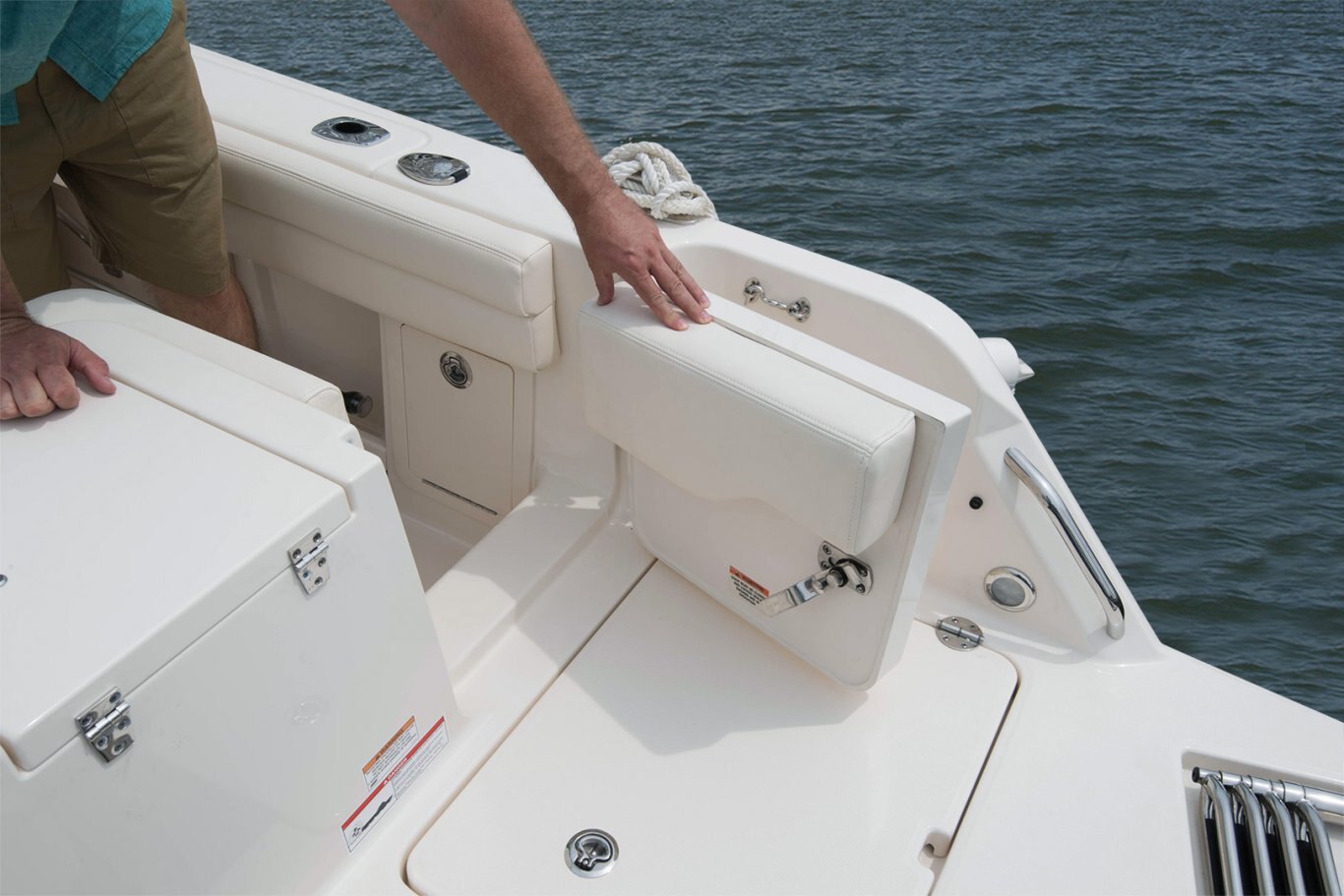 Grady White Freedom 235