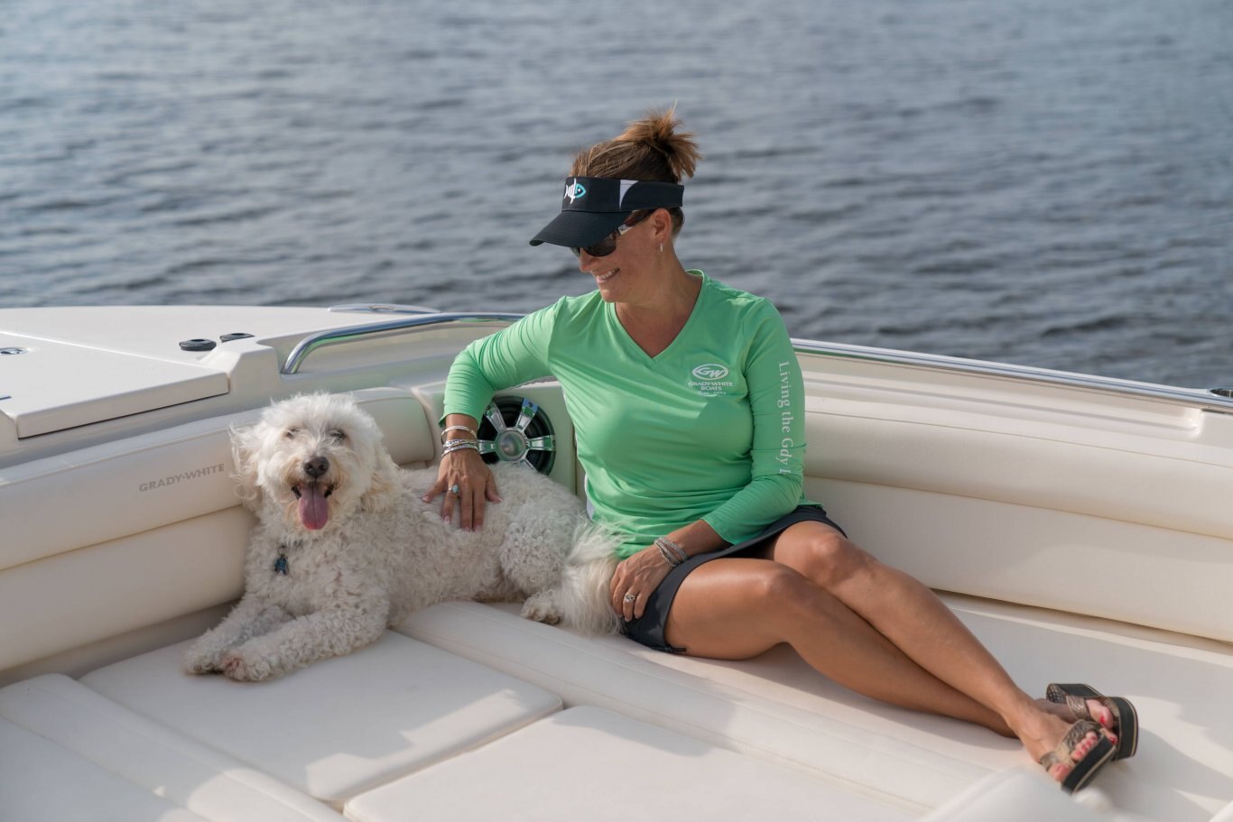 Grady White Freedom 325