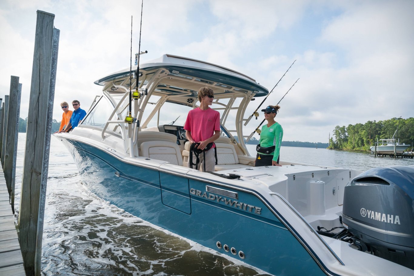 Grady White Freedom 325