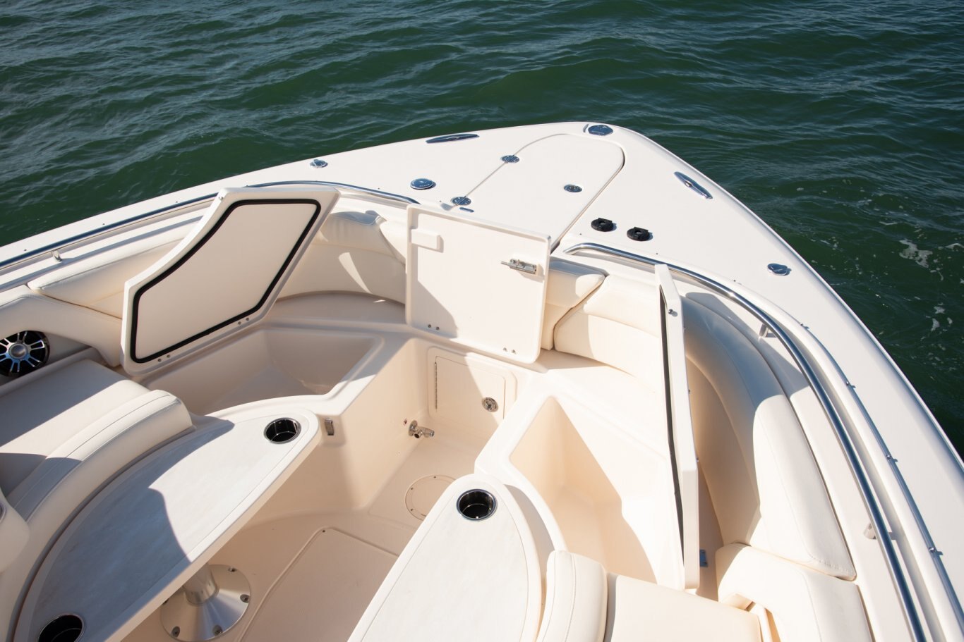 Grady White Freedom 375