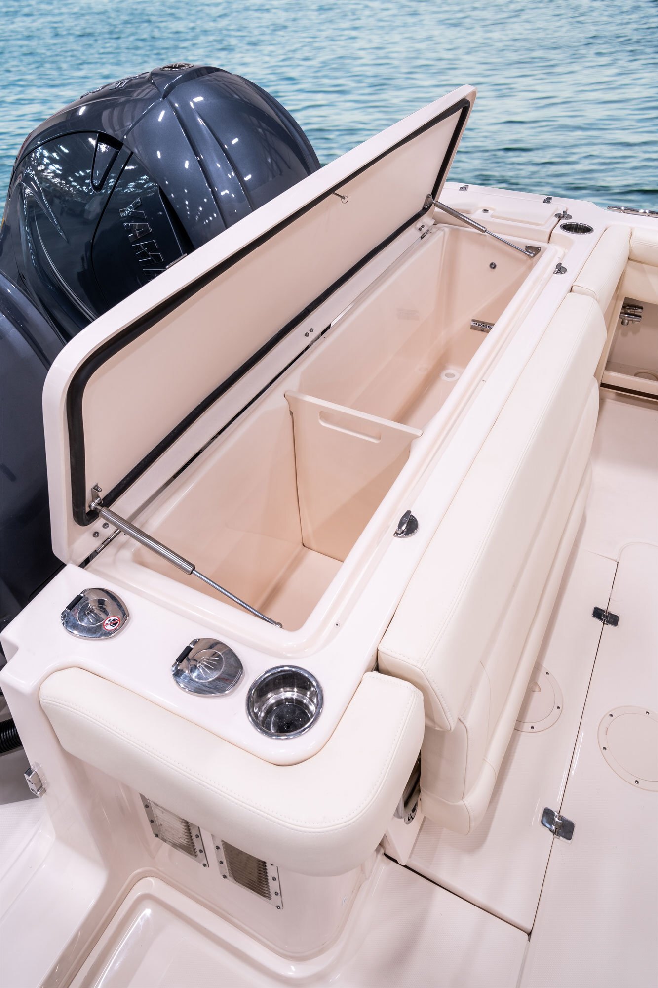 Grady White Express 330