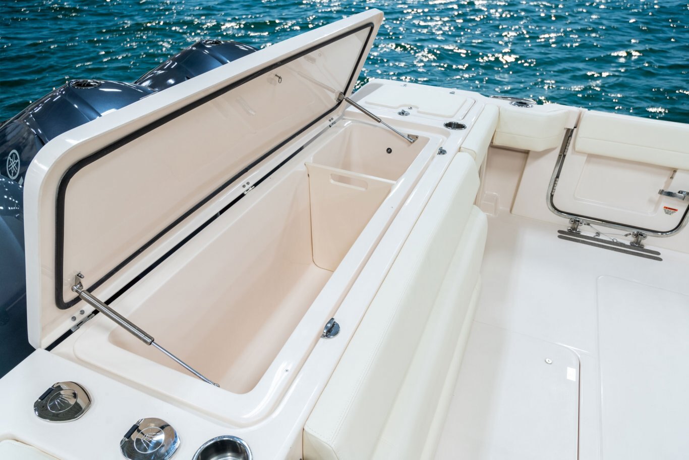 Grady White Express 370