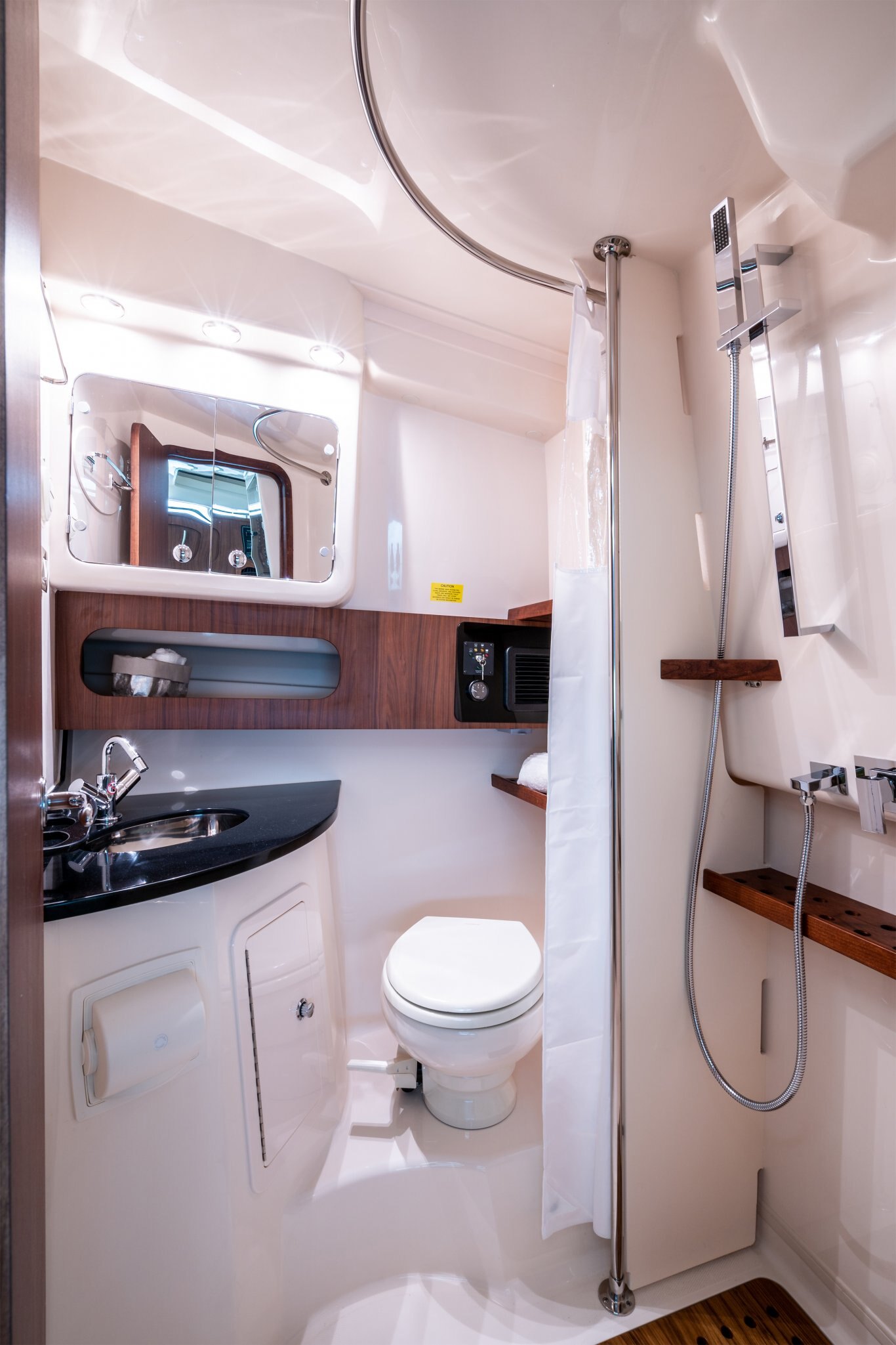 Grady White Express 370