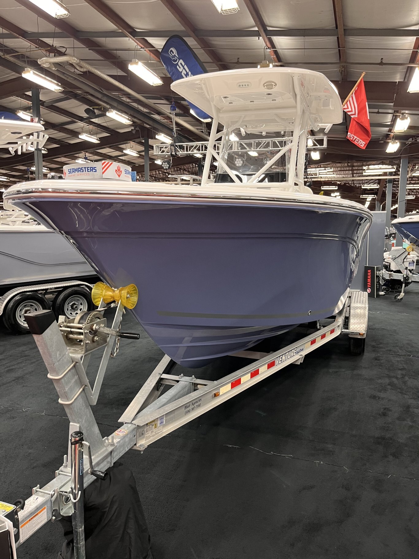 Sea Fox 228 COMMANDER CC with Yamaha 250 and Venture trailer